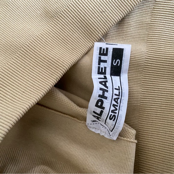 Alphalete shorts - Picture 2 of 2